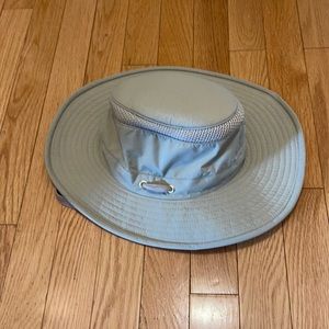 Tilley hat ladies size 7 (22 inches,  56cm)